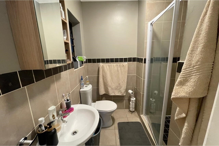 2 Bedroom Property for Sale in Sherwood Eastern Cape